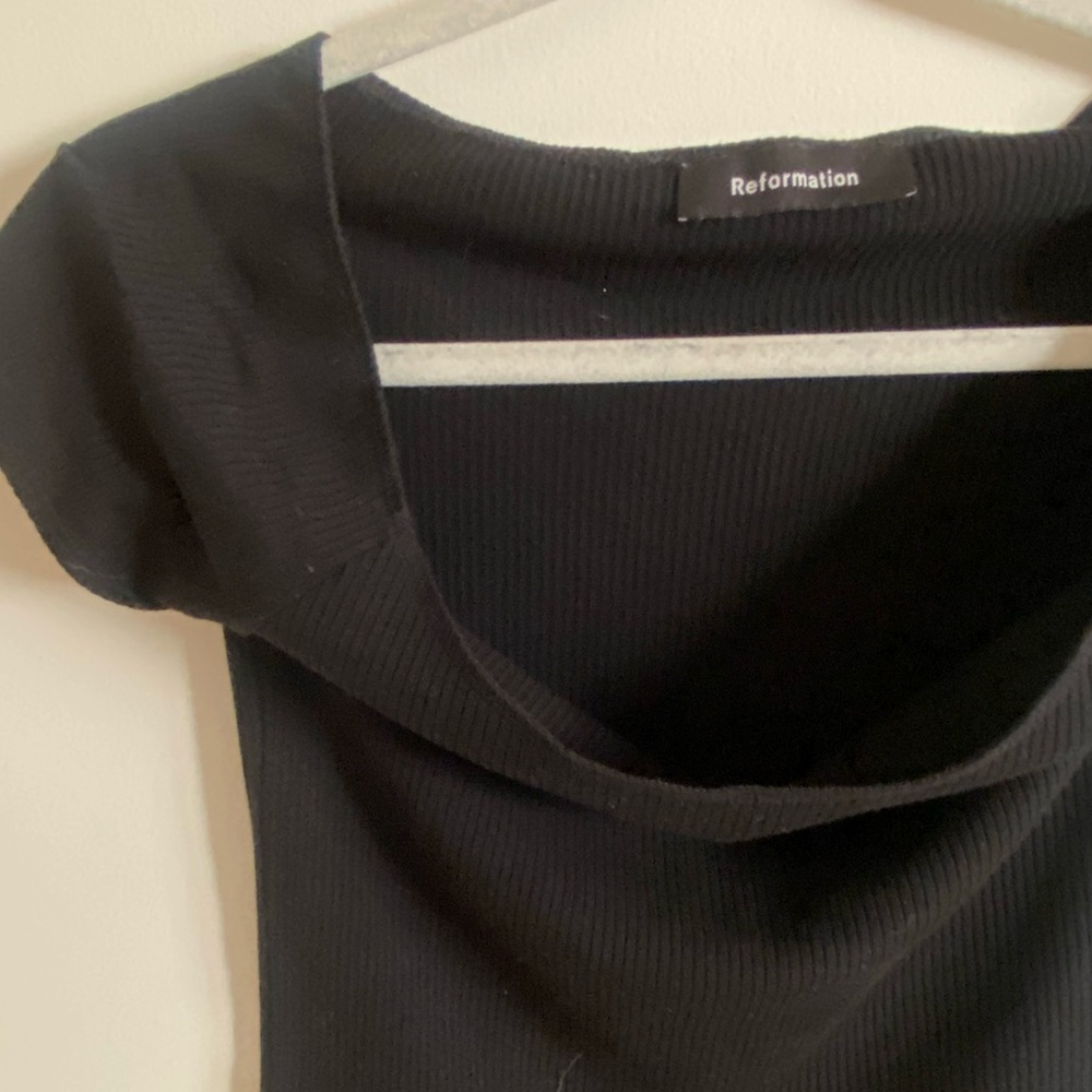 Reformation short sleeve ribbed top